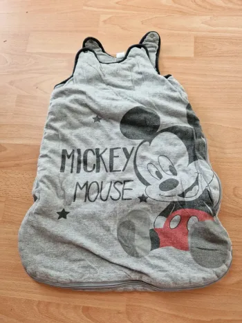 Gigoteuse Mickey