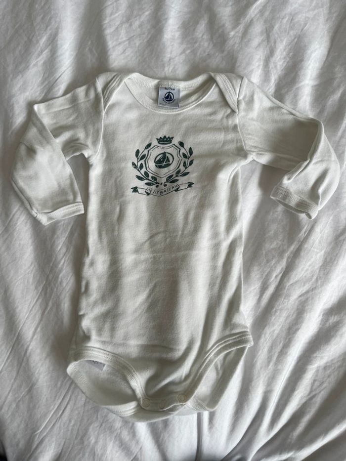Lot de 3 bodies Petit Bateau 9 mois - photo numéro 5