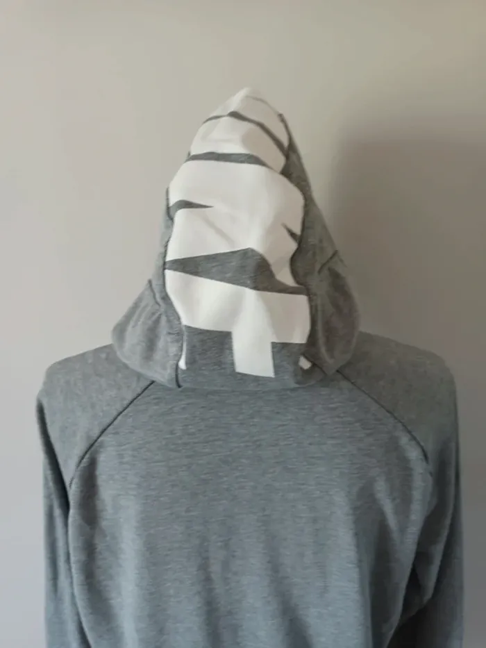 Sweat "Nike" - photo numéro 4