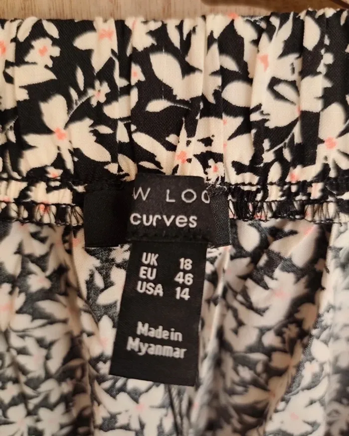 Short fluide imprimé fleuri T 46 New look Curves - photo numéro 6