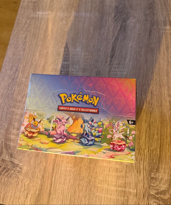 Display Pokémon scellé min tins ev8.5 - évolution prismatique - photo numéro 2