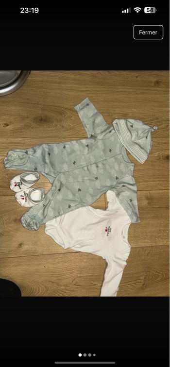 Body pyjama chausson et bonnet