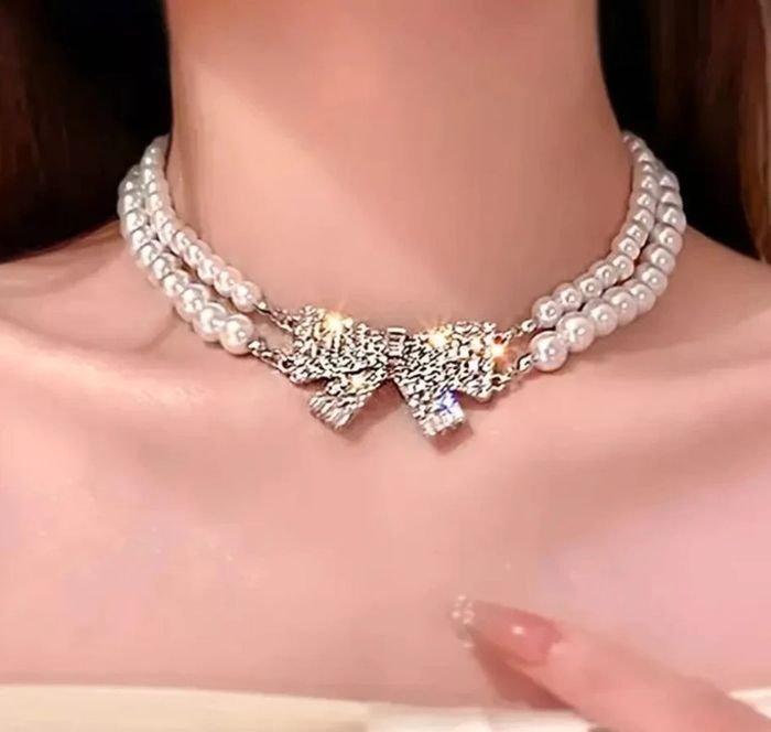 Collier de perles, 2 rangées avec noeud incrusté de strass - photo numéro 2