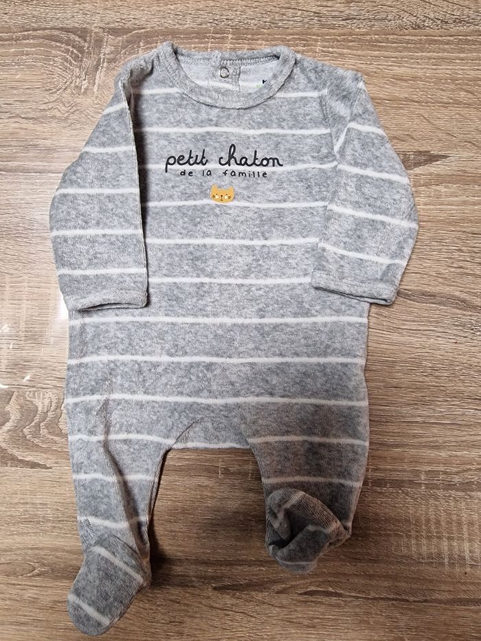 Lot pyjama 1 mois - photo numéro 3