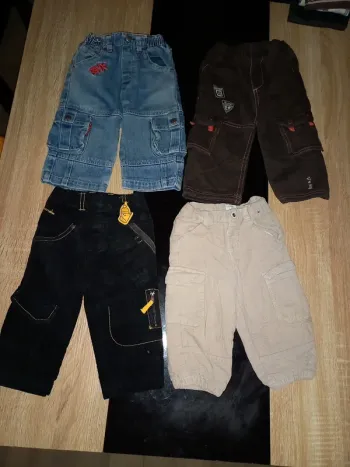 Lot 4 pantalons garçon 12 mois