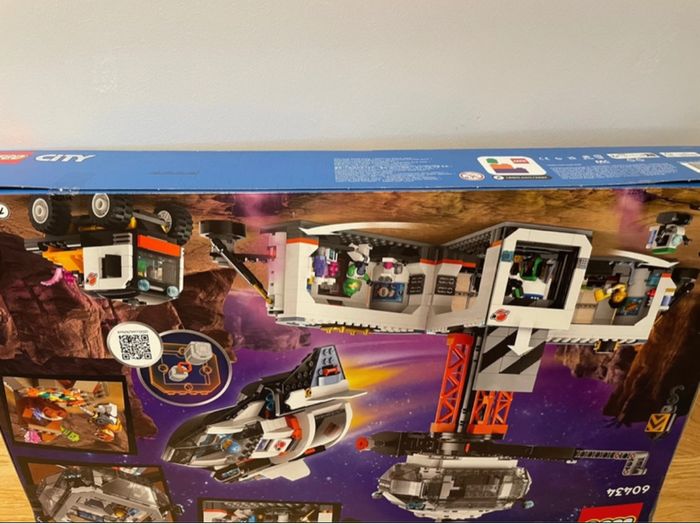 Lego City 60434 La station spatiale et la base de lancement de fusées - photo numéro 5