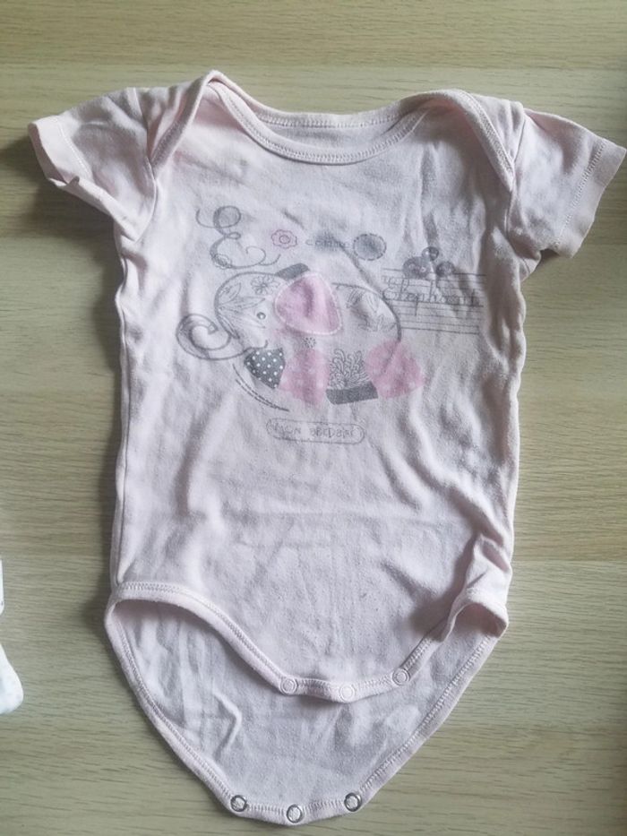 Lot 3 bodies fille 12 mois - photo numéro 4