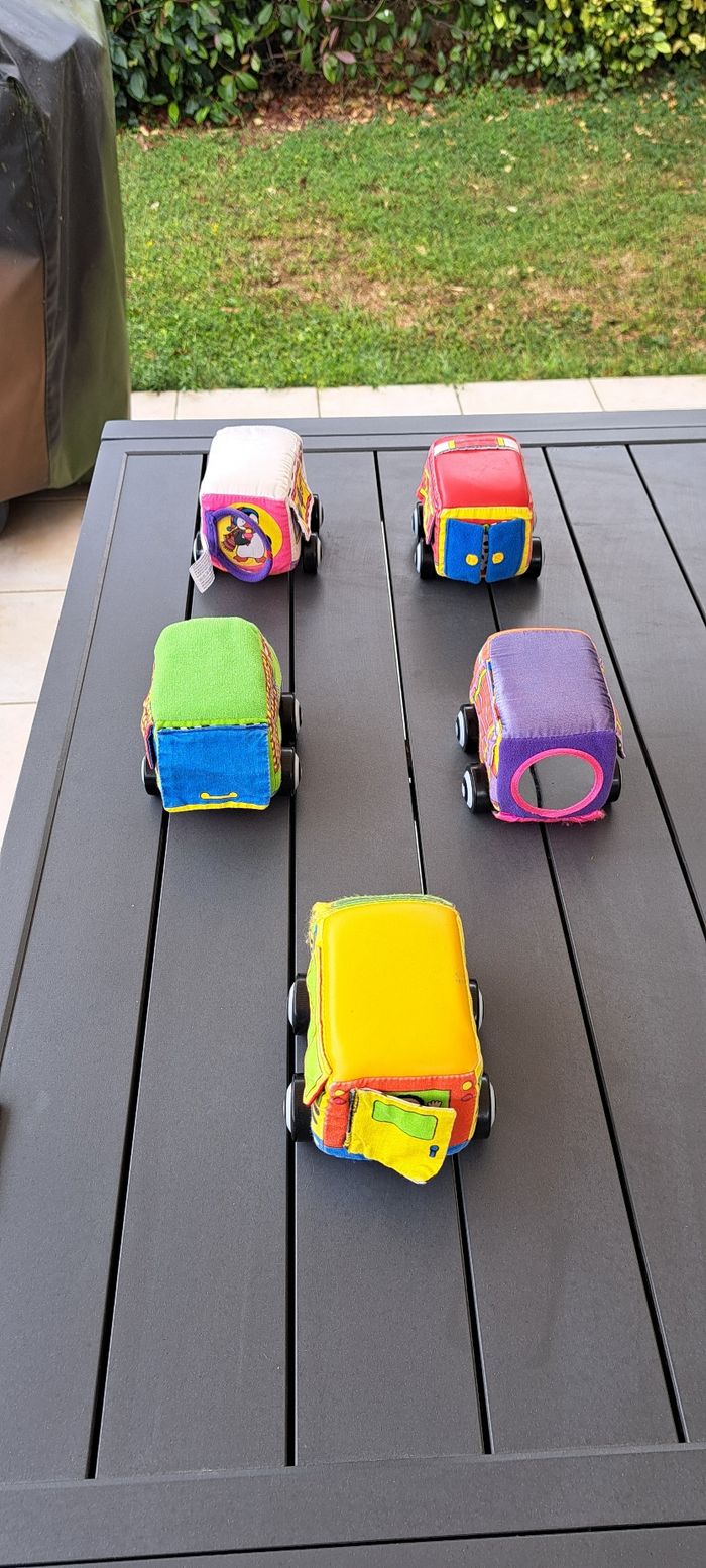 Lot de 5 voitures en tissu - photo numéro 4