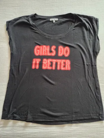 Tee-shirt Miss Liberto taille L Girls do it better