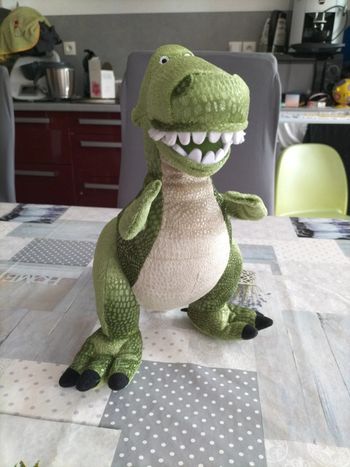 Grande peluche rex Disneyland Paris