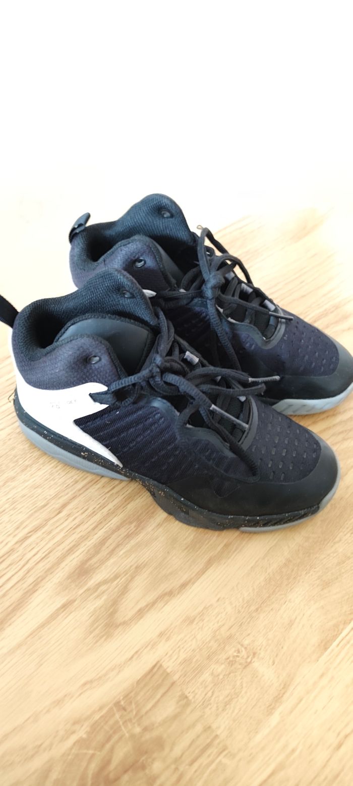 Chaussure de basket-ball - photo numéro 3