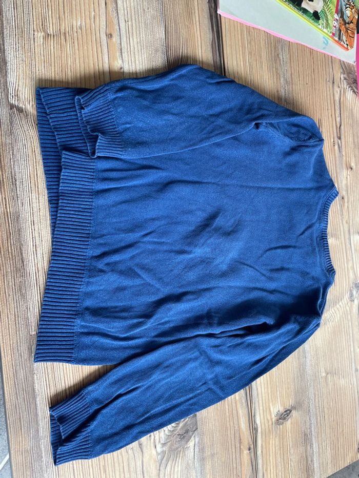 Petit pull léger basique kiabi 8 ans bleu - photo numéro 4