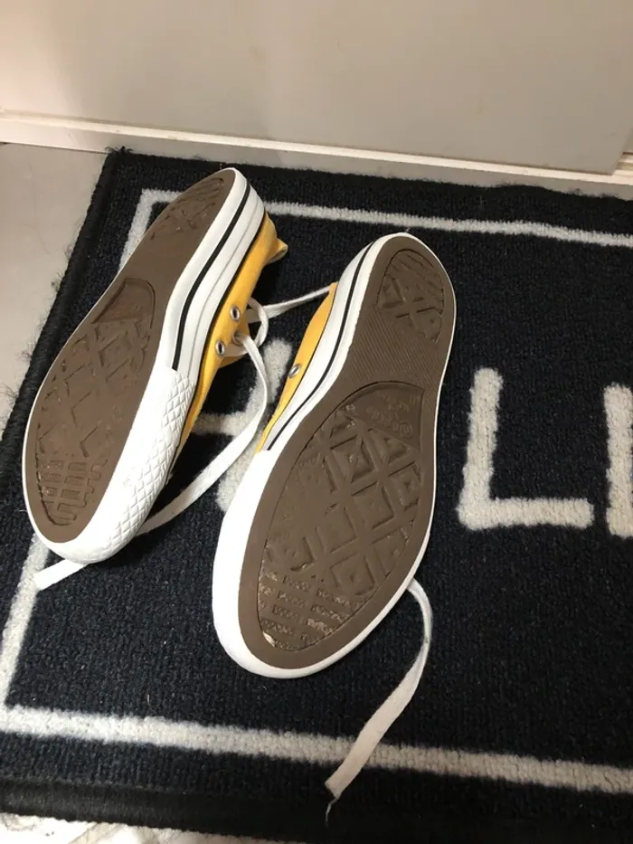 Paire de converse basse - photo numéro 4