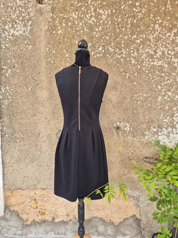 Petit robe noire patineuse Pimkie T.38 neuve - photo numéro 2