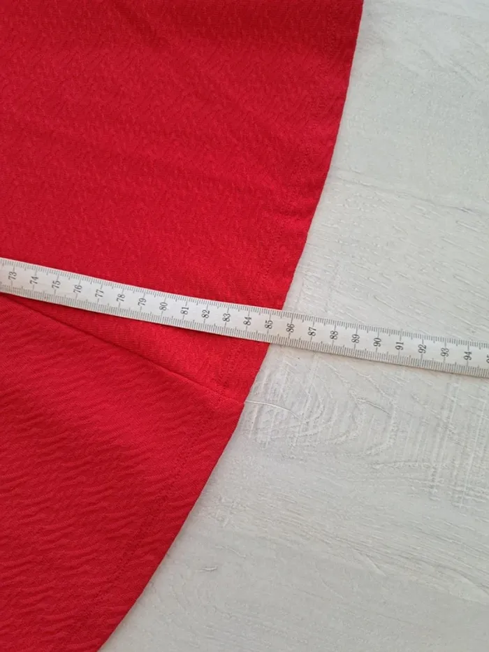 Robe rouge Camaïeu - patineuse - taille 36 - dos nu - décolleté en V - printemps été - photo numéro 6