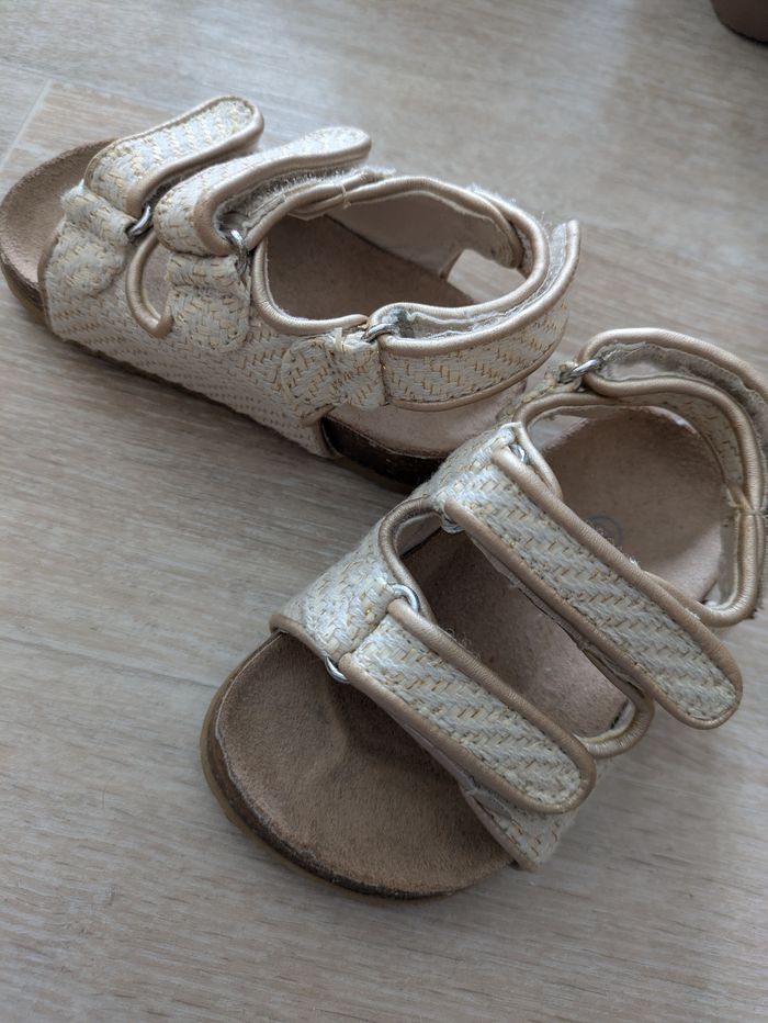 Claquettes bébé fille
