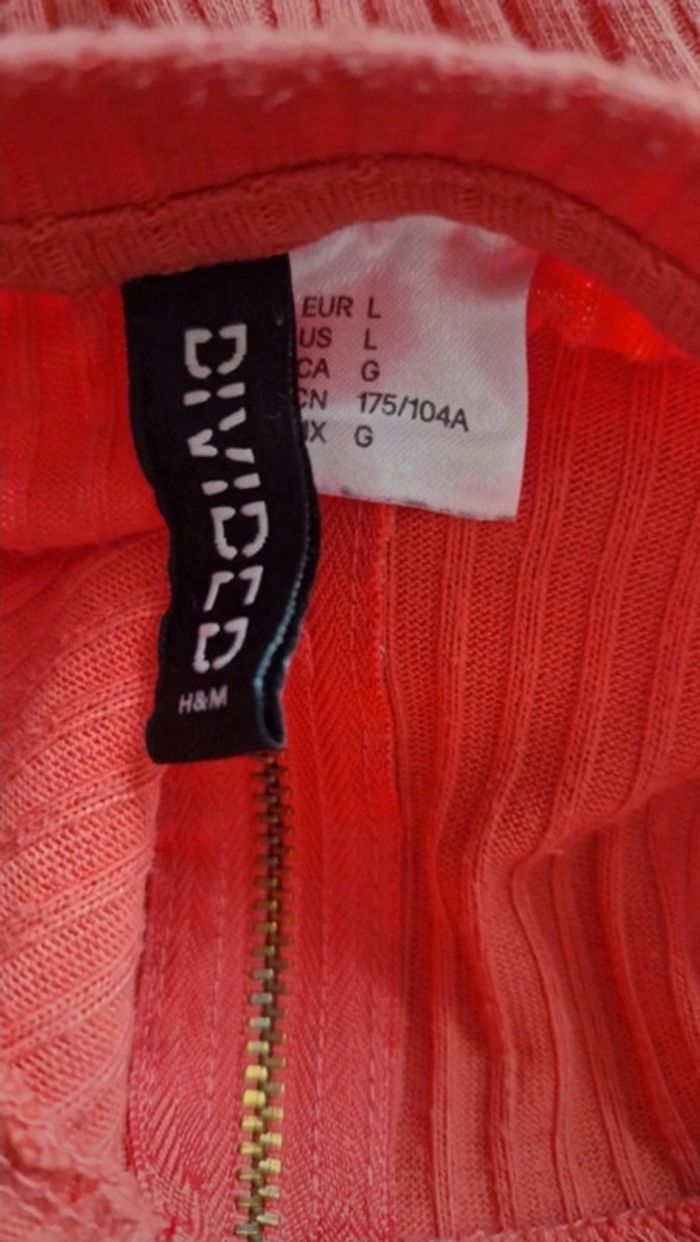 Tee-shirt côtelé. - photo numéro 3