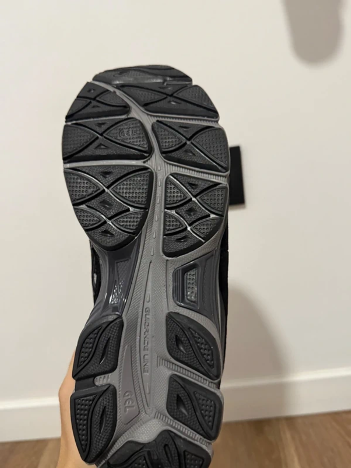 Asics Gel-NYC Noir 42 - photo numéro 5