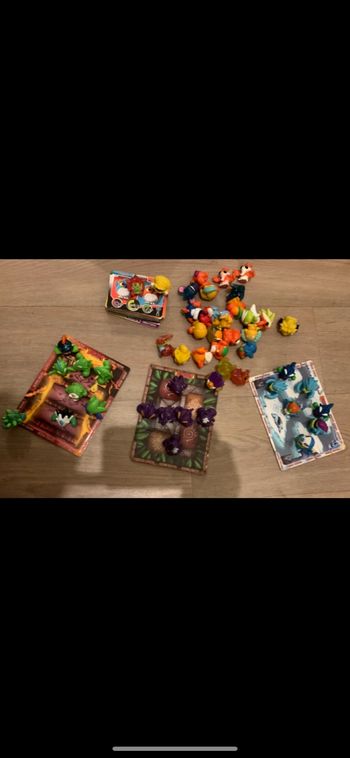 Jeux de carte magnétique avec 48 figurines bungees