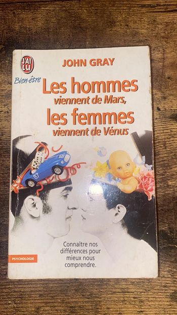 les hommes  viennent de mars , les femmes viennent de venus