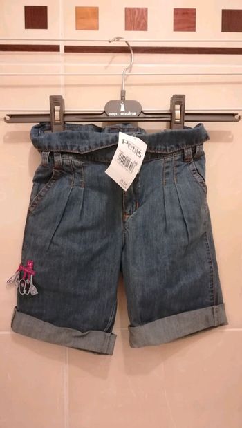 Pantacourt NEUF Étiqueté T8 ans - V92B