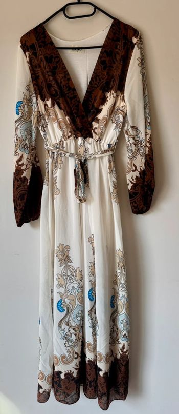👗🌞Magnifique Robe longue d’été légère  - taille unique - neuf sans étiquette - maya