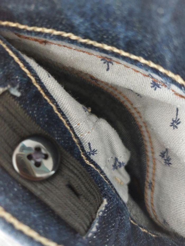 Jean brut regular coupe droite - photo numéro 4