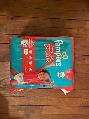 Couche Pampers taille 5 