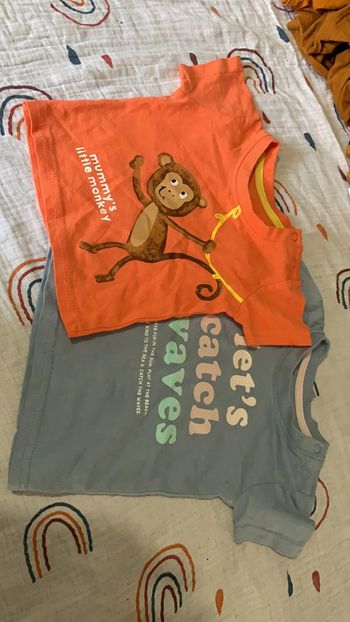 Tee shirt primark 0-3 mois neuf