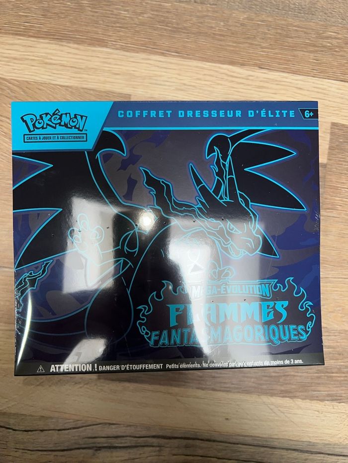 Etb Pokémon mega evolution 2 flammes fantasmagoriques avec défaut