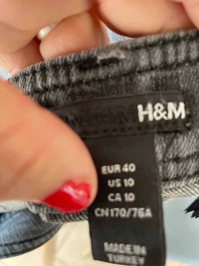 pantalon et legging H&m gris taille 40 - photo numéro 3