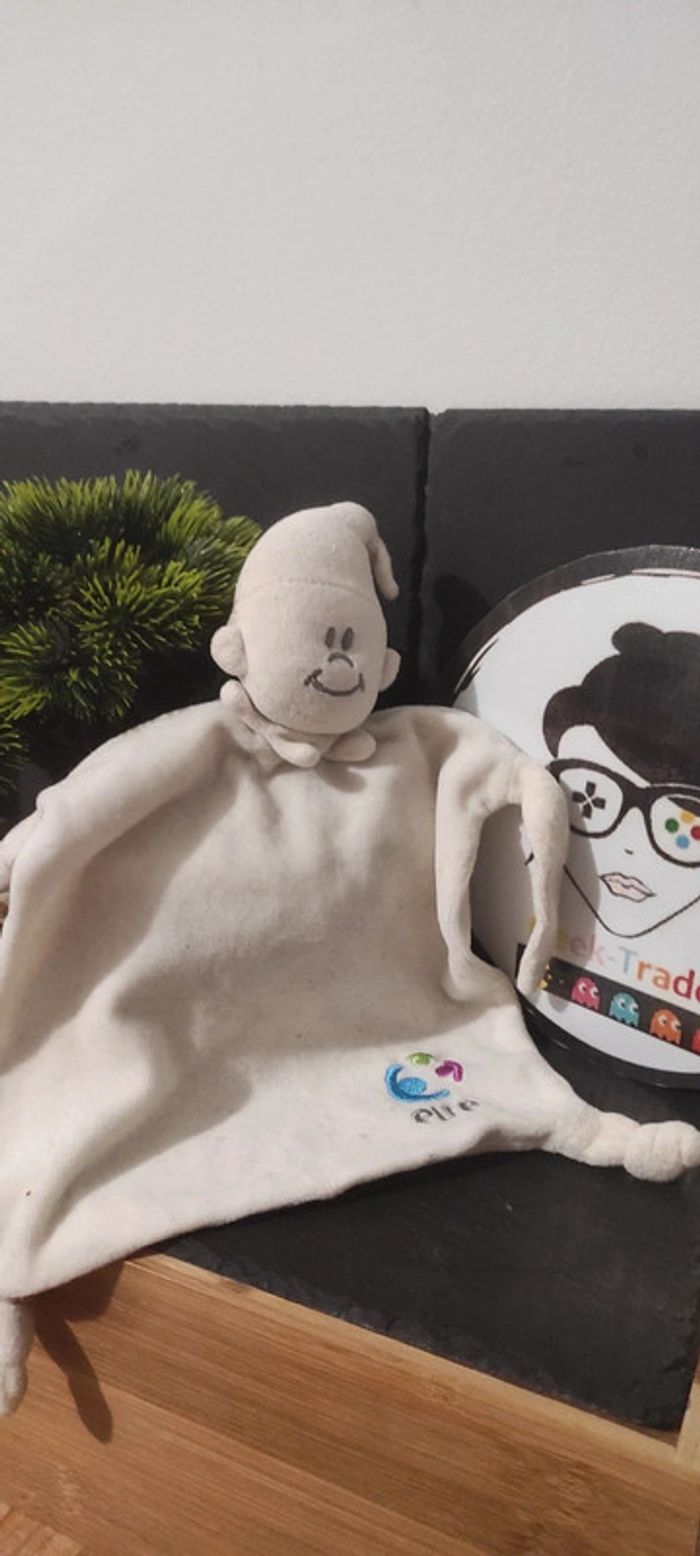 Doudou plat lutin Elfe blanc beige noeuds bleu vert rose rond bonnet Collerette
