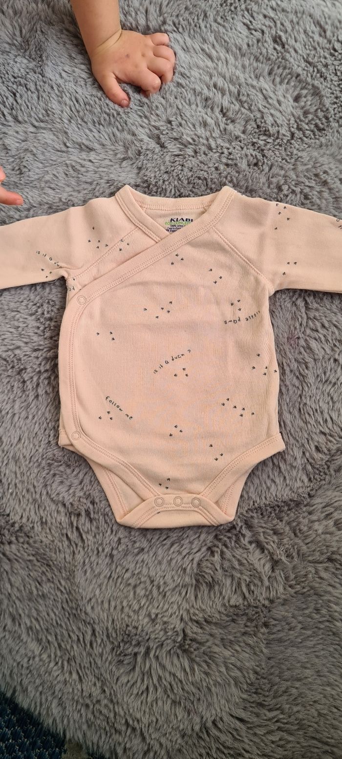 Un lot bodie de la naissance o -3mois pour fille - photo numéro 6