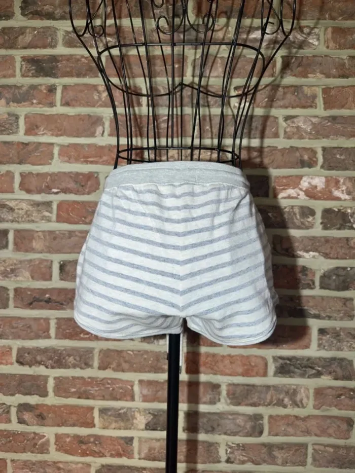 Short ligne gris et blanc Undiz Taille XS / 34 - photo numéro 6