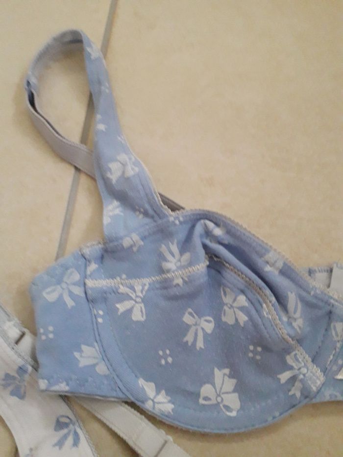 Soutien gorge - 85 B - photo numéro 3