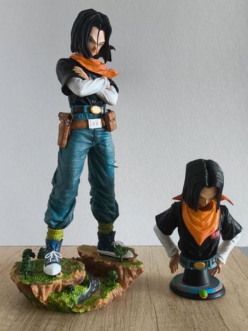 Figurine Android C 17 Dragon Ball Z Diorama 30CM