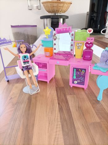 Coffret extra studio de mode Barbie