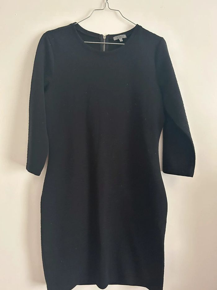 Robe noir