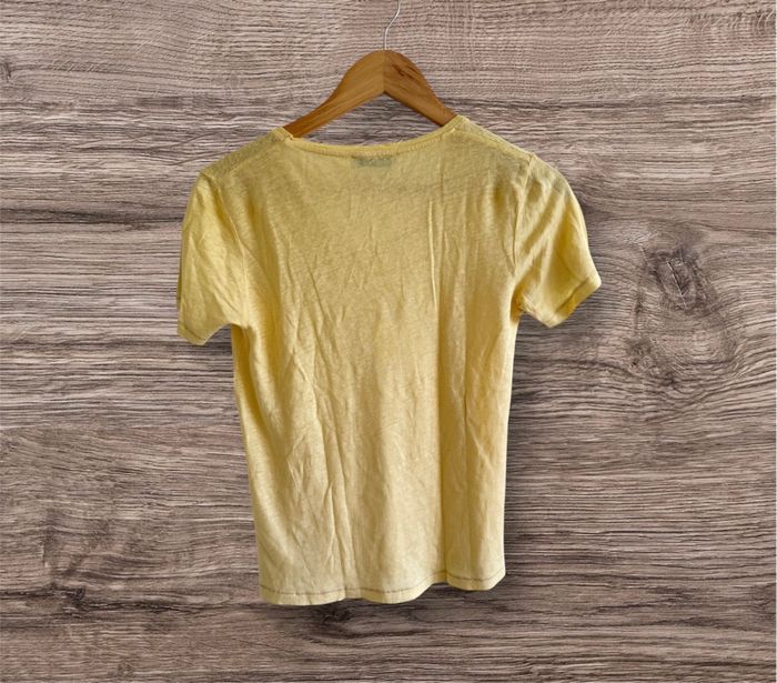 T-shirt manches courtes leger col V jaune NVY taille 36 S - photo numéro 2
