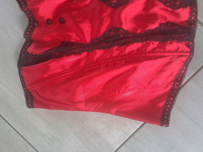 Bustier rouge et noir SanSelle Taille 48 - photo numéro 2
