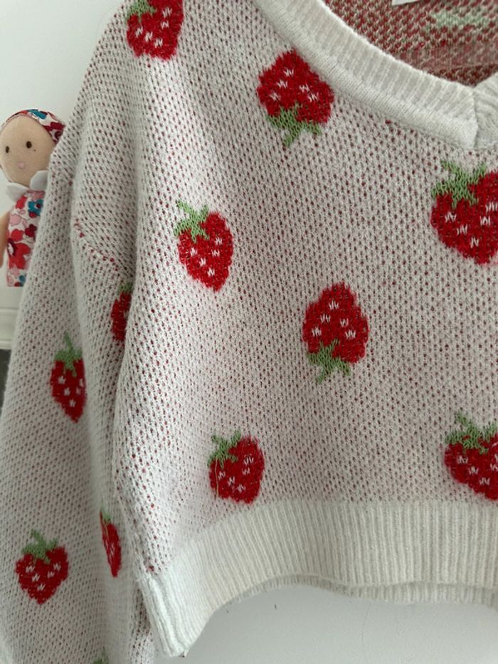 Pull fraises - photo numéro 3
