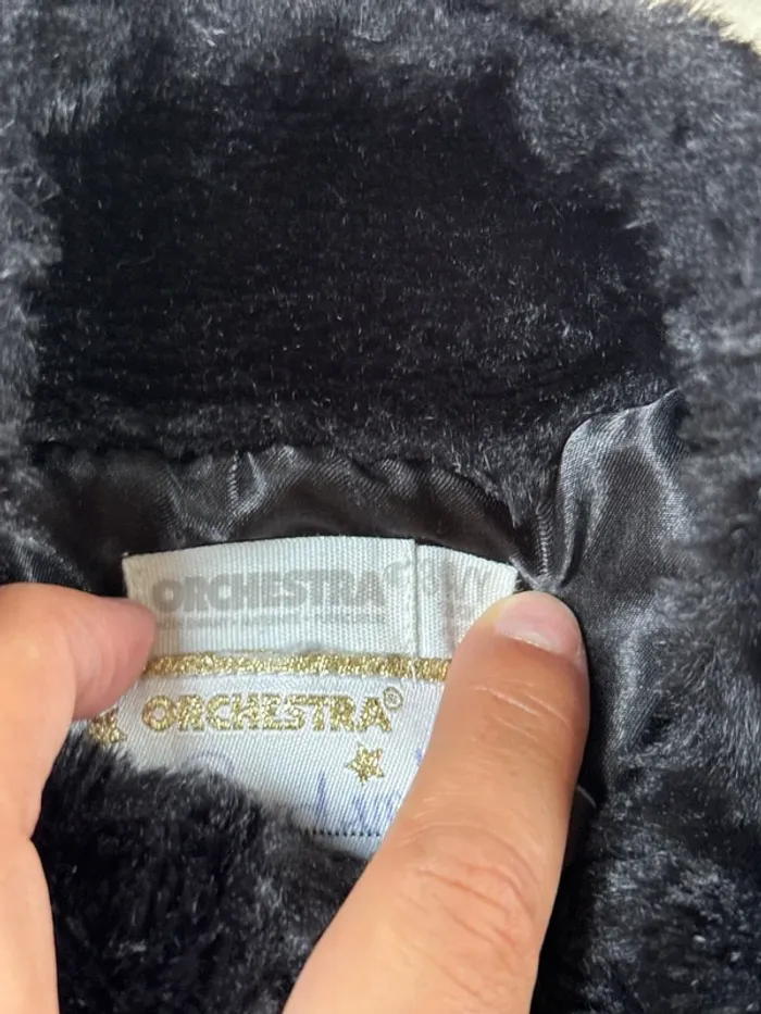 Veste toute douce sans manches noire orchestra 8ans TBE - photo numéro 3