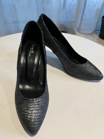 Escarpins ezn cuir Reqins P.38 1/2 neufs