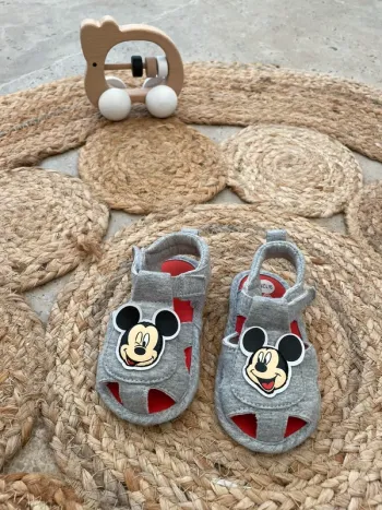 Chaussures / sandales / sandalettes 9/12 mois