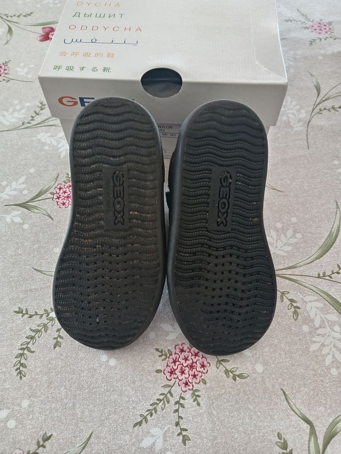 Basket sneaker bottines montante
 geox
 garçon
Pointure 23 - photo numéro 5