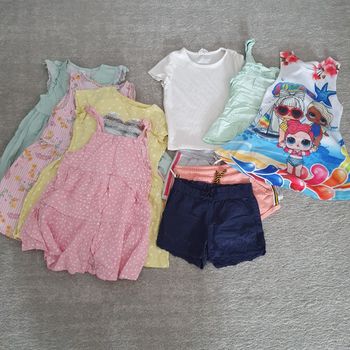Lot vêtements d éte fille 4 ans