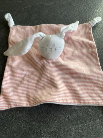 Doudou lapin plat rayé petit bateau