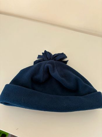 Bonnet bleu foncée