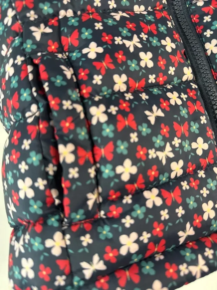 🧥 doudoune sans manche - fille - 3 ans - fleurs - papillons - très bon état - photo numéro 3