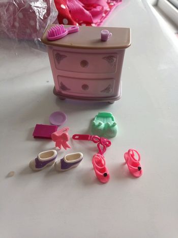 Lot accessoires poupée